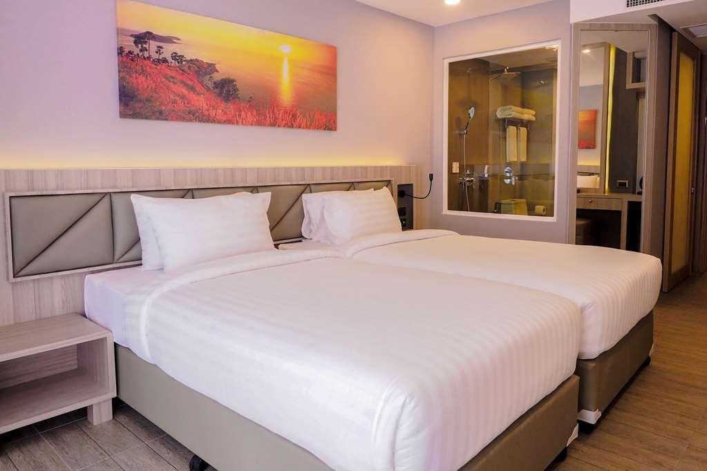Clarion Hotel Patong Пхукет Номер фото