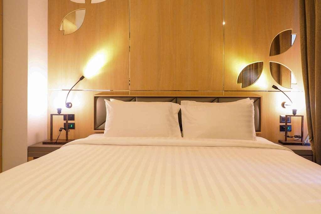 Clarion Hotel Patong Пхукет Номер фото