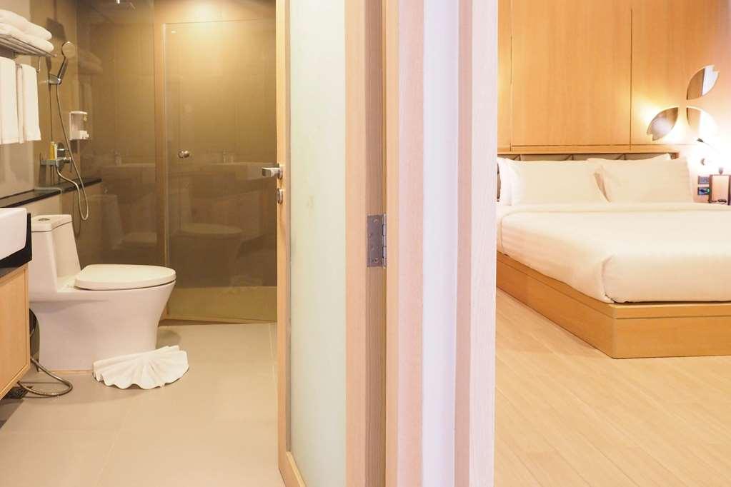 Clarion Hotel Patong Пхукет Номер фото
