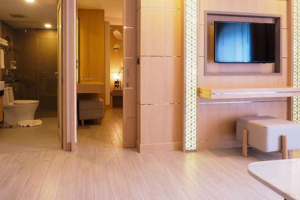 Clarion Hotel Patong Пхукет Номер фото